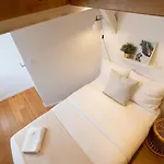 Unique 3 Bed House In Old Lille! ليل
