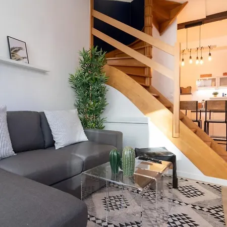 Unique 3 Bed House In Old Lille! Lilla