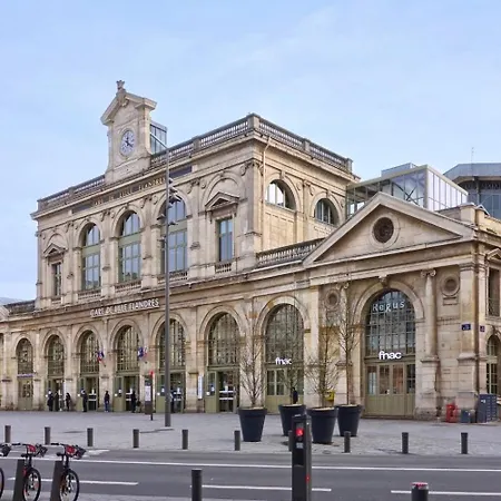 Apartament Unique 3 Bed House In Old Lille! *