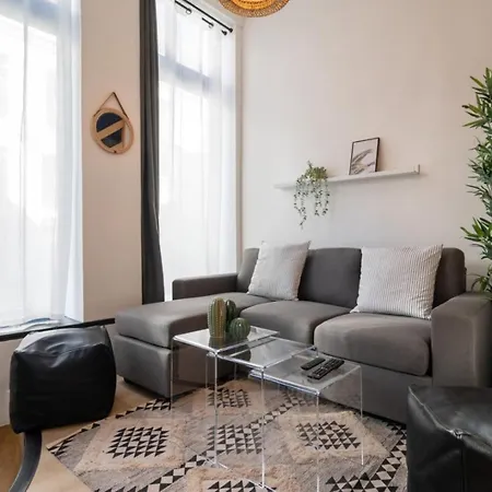 Apartamento Unique 3 Bed House In Old Lille! *